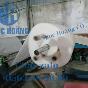 CUỘN XỐP PE 7MM CHẠY RA TỪ MÁY DÀI 100M