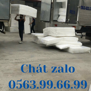Công Nhân Bốc Xếp Giao Xốp Foam Dày 45mm x 1m x 1,8m