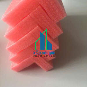 MIẾNG XỐP PE ĐỊNH HÌNH HÌNH GÓC VUÔNG MÀU HỒNG CHỐNG TĨNH ĐIỆN